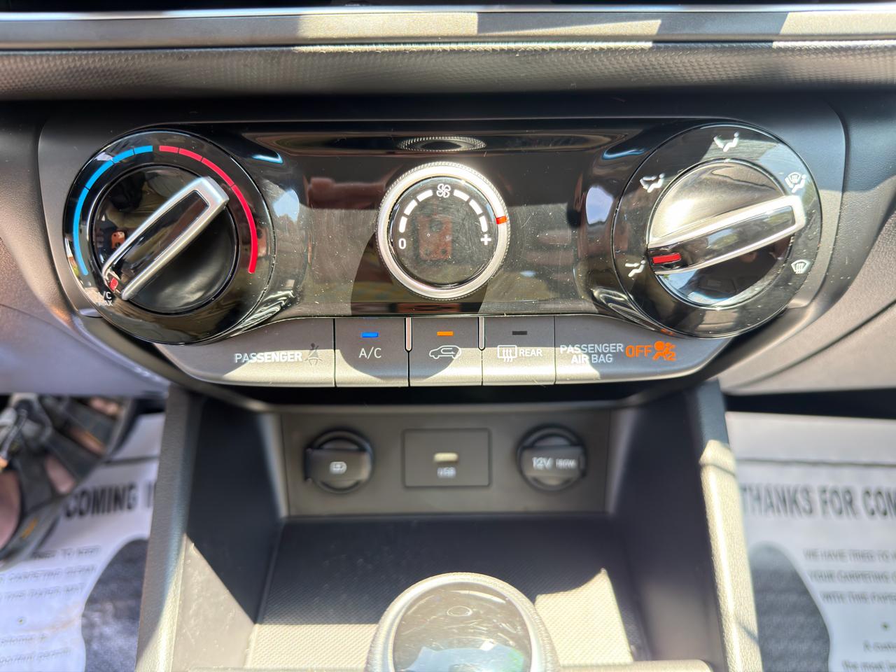 Hyundai Kona SE Auto AWD 2022