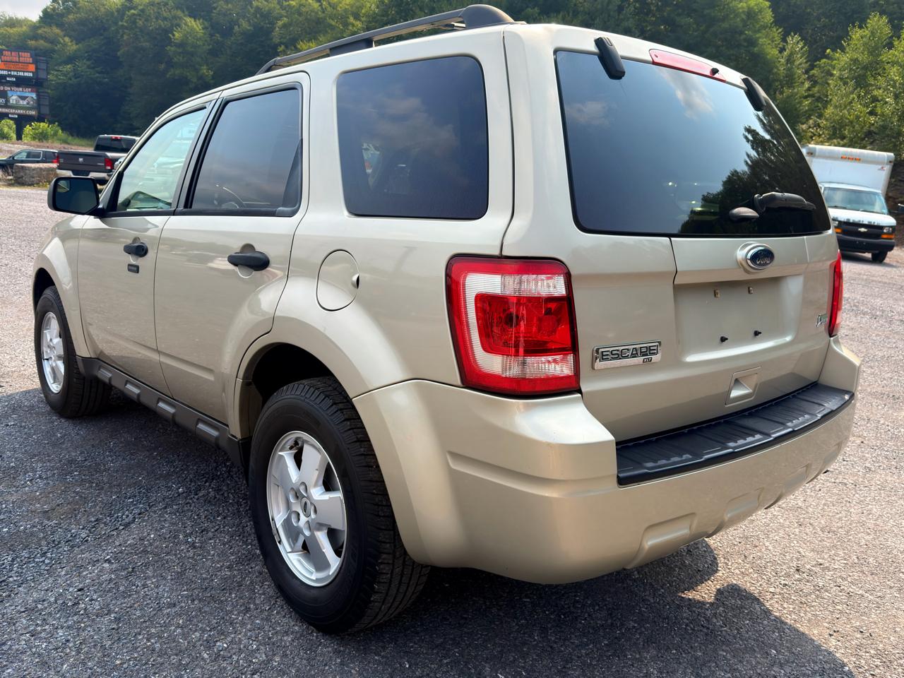 Ford Escape 4WD 4dr XLT 2012