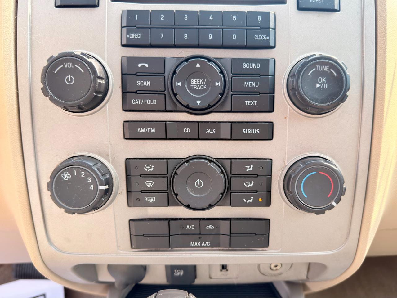 Ford Escape 4WD 4dr XLT 2012
