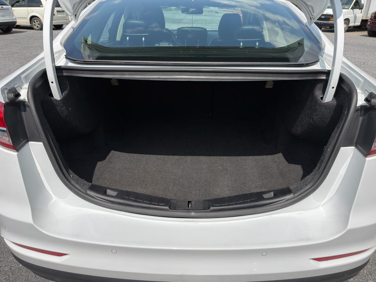 Ford Fusion SEL FWD 2019