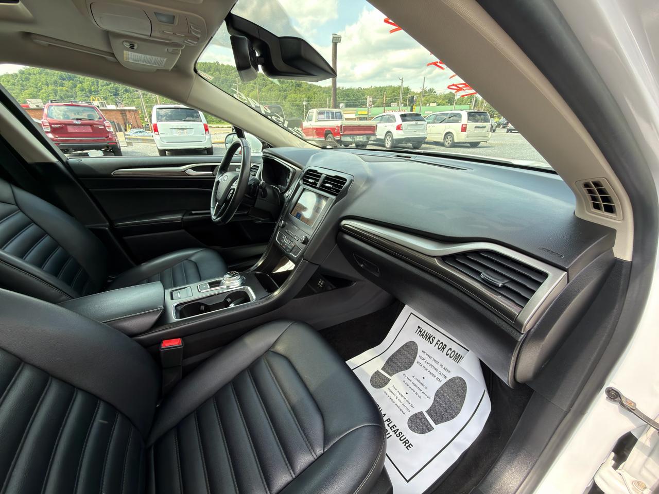 Ford Fusion SEL FWD 2019