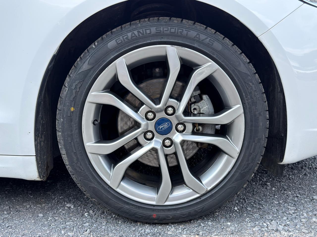 Ford Fusion SEL FWD 2019