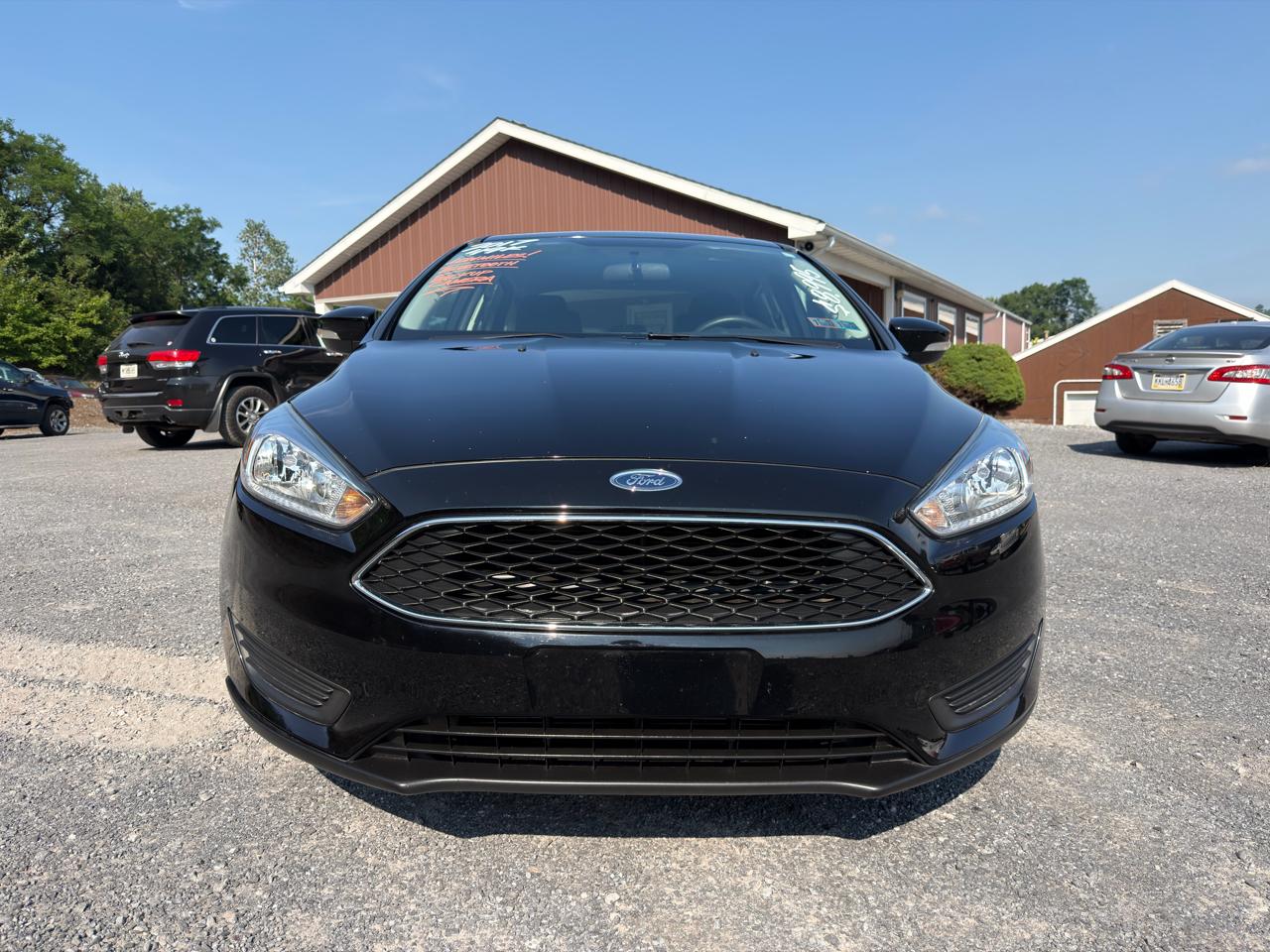 Ford Focus SE Sedan 2017