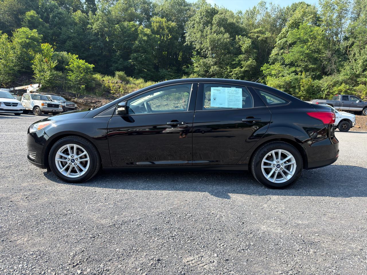 Ford Focus SE Sedan 2017