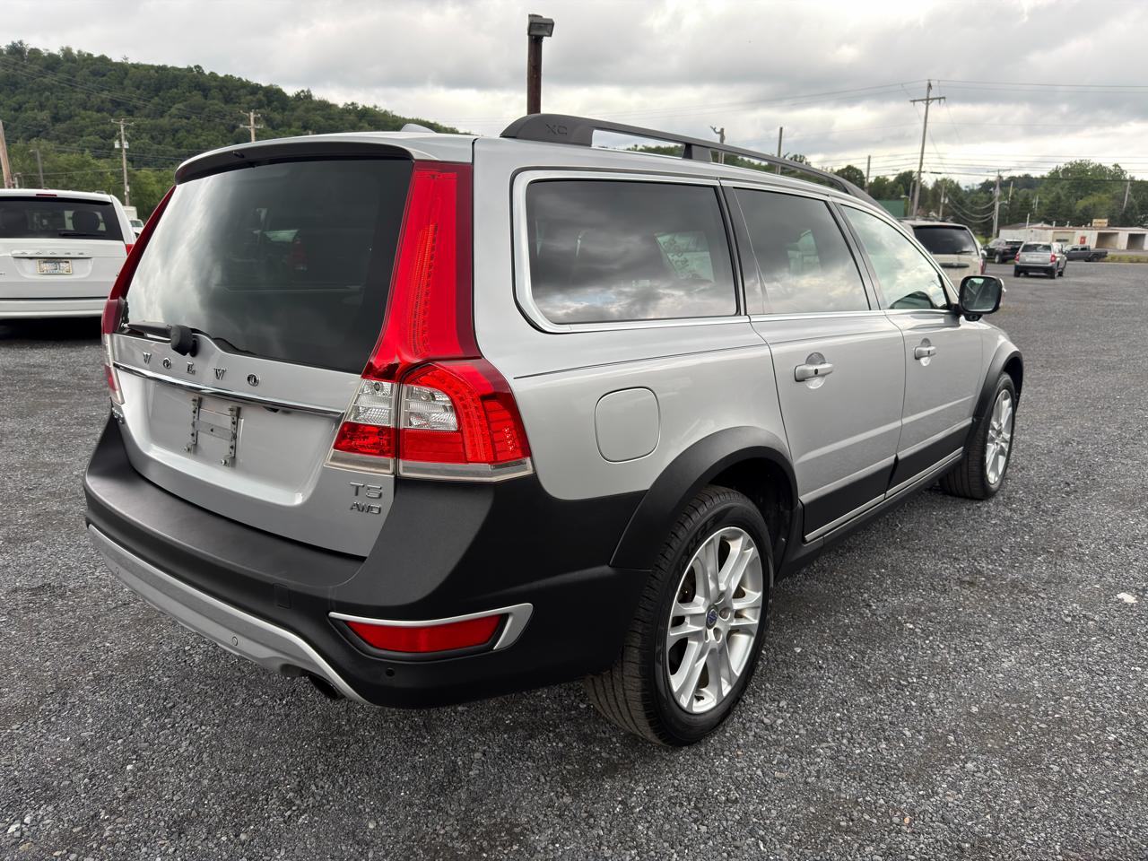 Volvo XC70 AWD 4dr Wgn T5 Platinum 2016