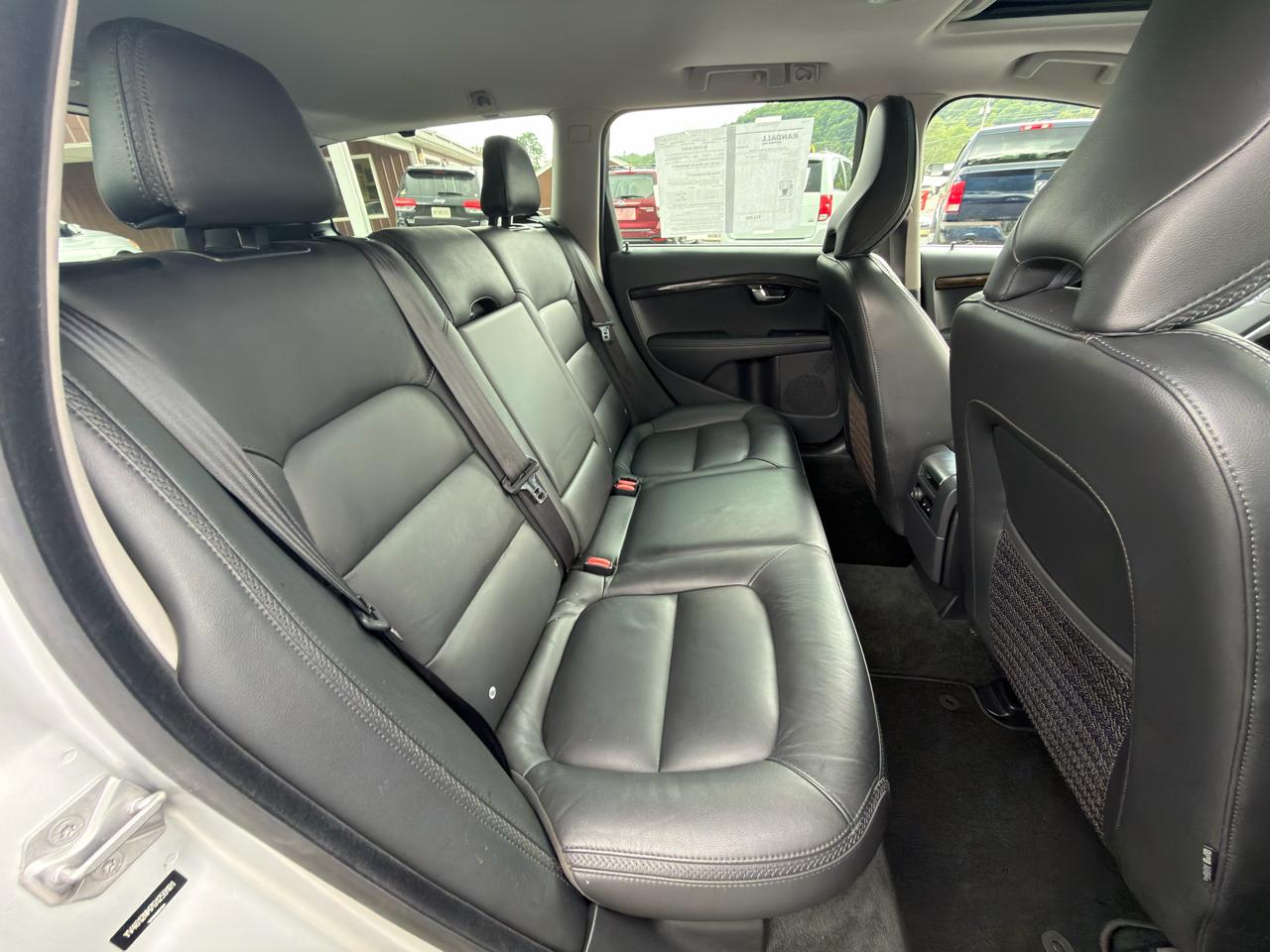 Volvo XC70 AWD 4dr Wgn T5 Platinum 2016