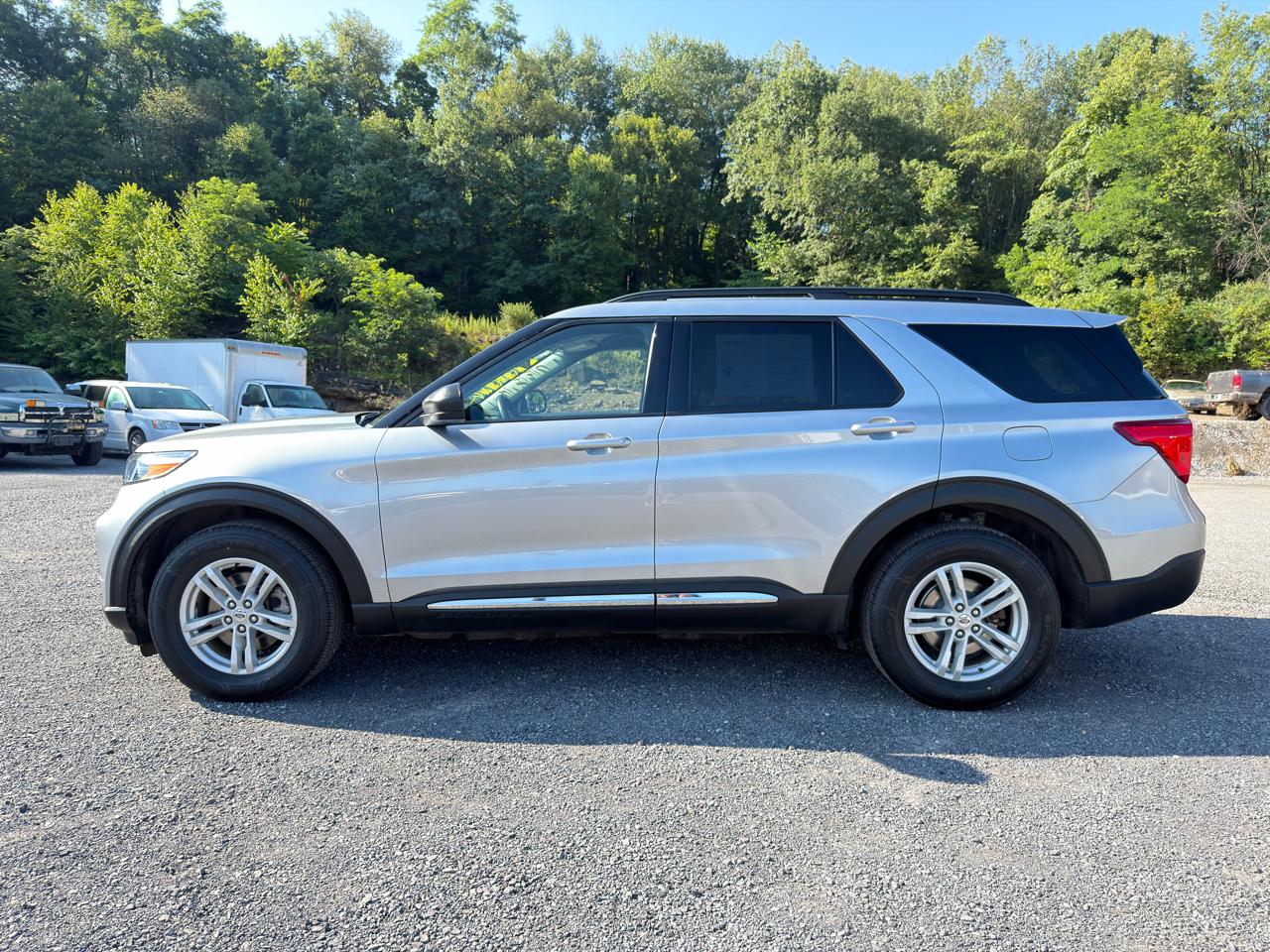 Ford Explorer XLT 4WD 2021