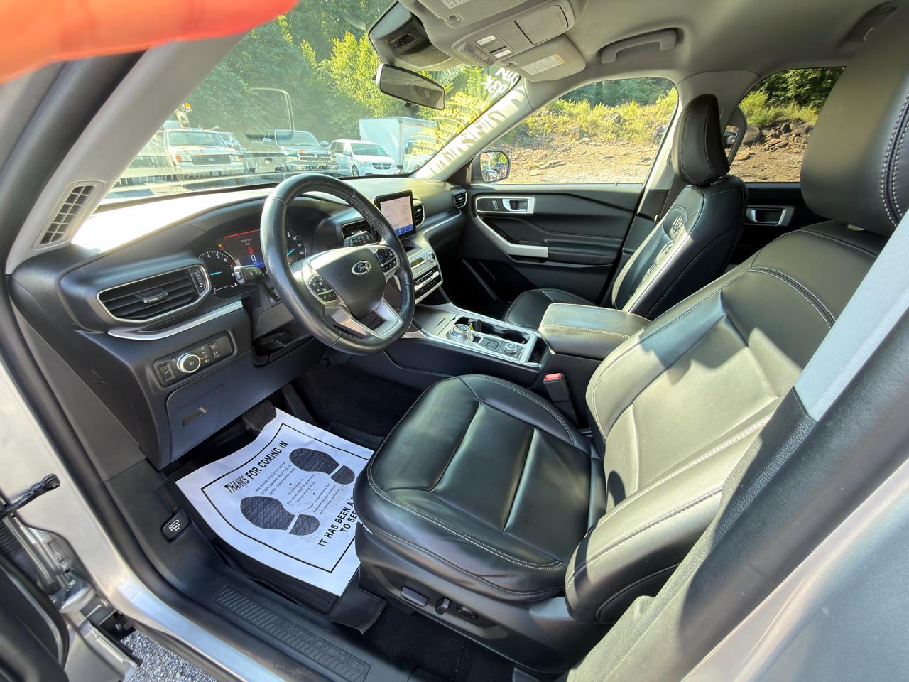 Ford Explorer XLT 4WD 2021