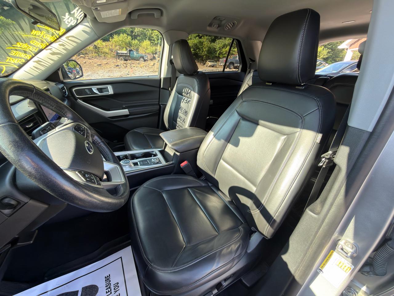 Ford Explorer XLT 4WD 2021