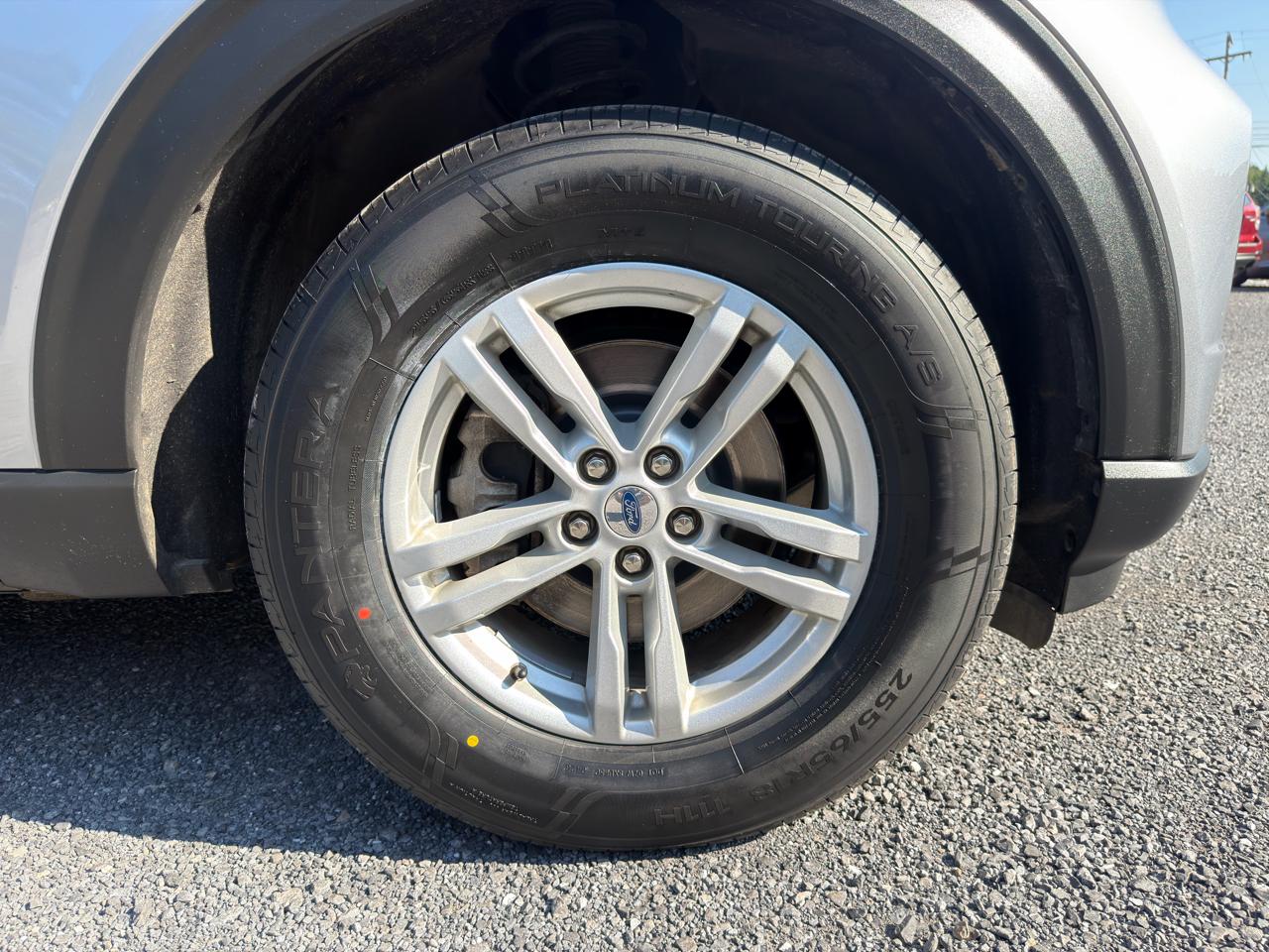 Ford Explorer XLT 4WD 2021