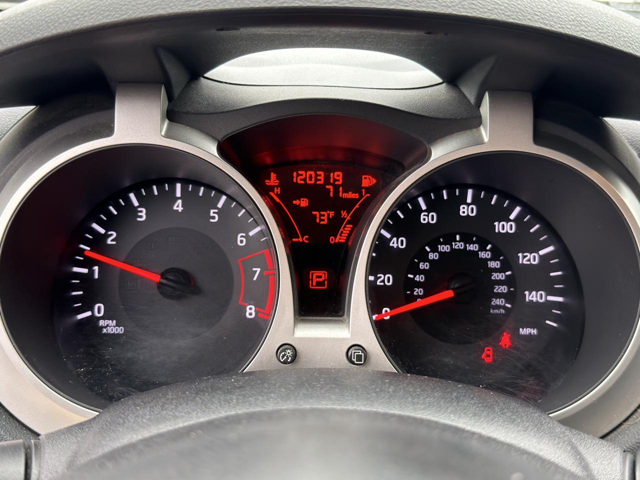 Nissan Juke 5dr Wgn CVT S AWD 2014