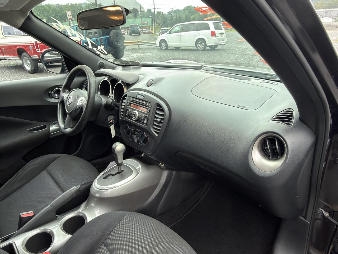 Nissan Juke 5dr Wgn CVT S AWD 2014
