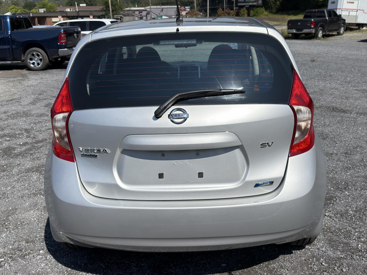 Nissan Versa Note 5dr HB CVT 1.6 SV 2014