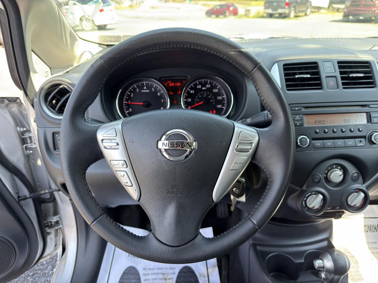 Nissan Versa Note 5dr HB CVT 1.6 SV 2014