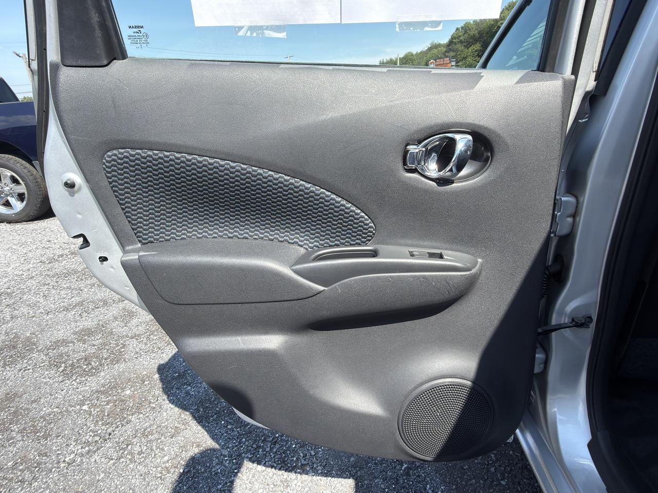 Nissan Versa Note 5dr HB CVT 1.6 SV 2014