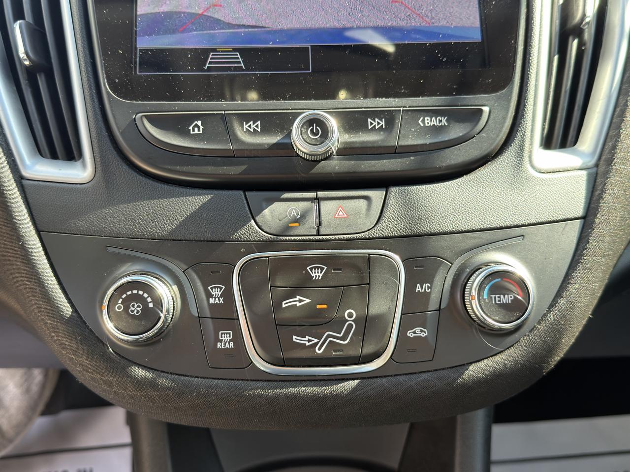 Chevrolet Malibu 4dr Sdn LS w/1FL 2024