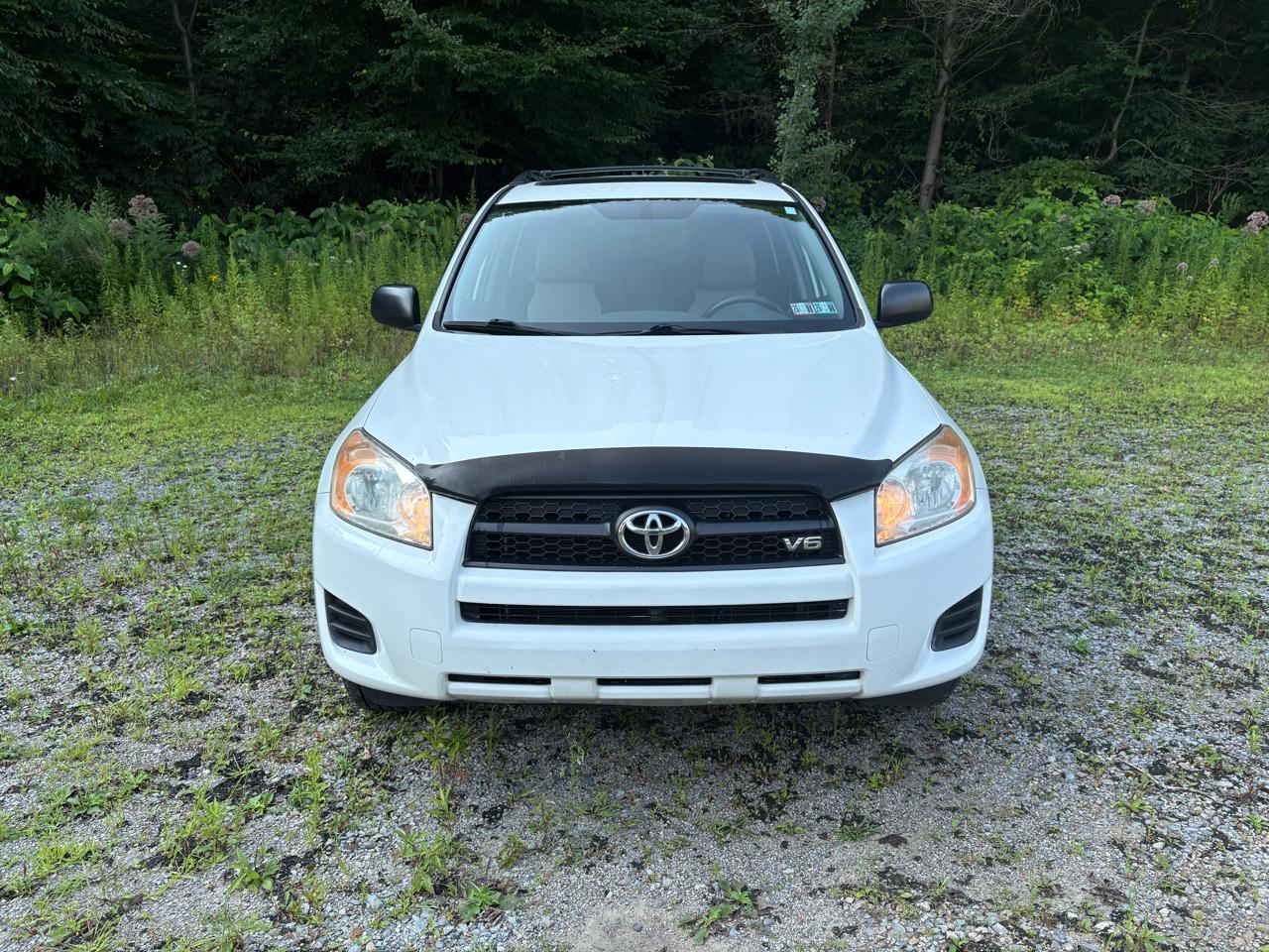 Toyota RAV4 4WD 4dr V6 (Natl) 2012