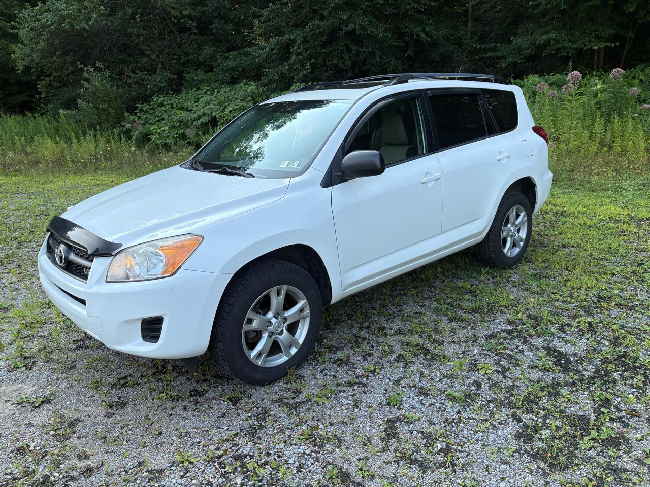 Toyota RAV4 4WD 4dr V6 (Natl) 2012