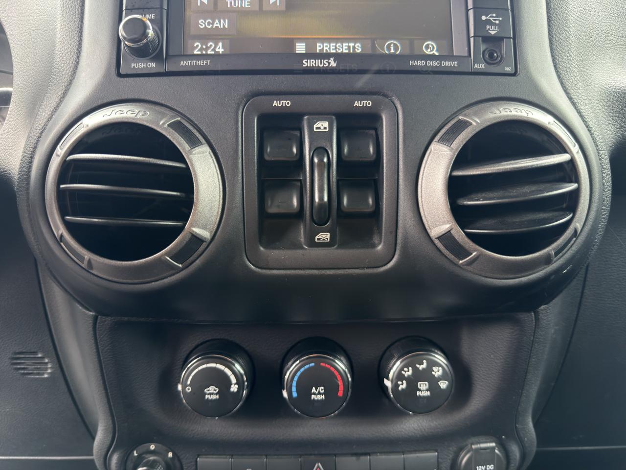 Jeep Wrangler Unlimited Sport S 4x4 2016