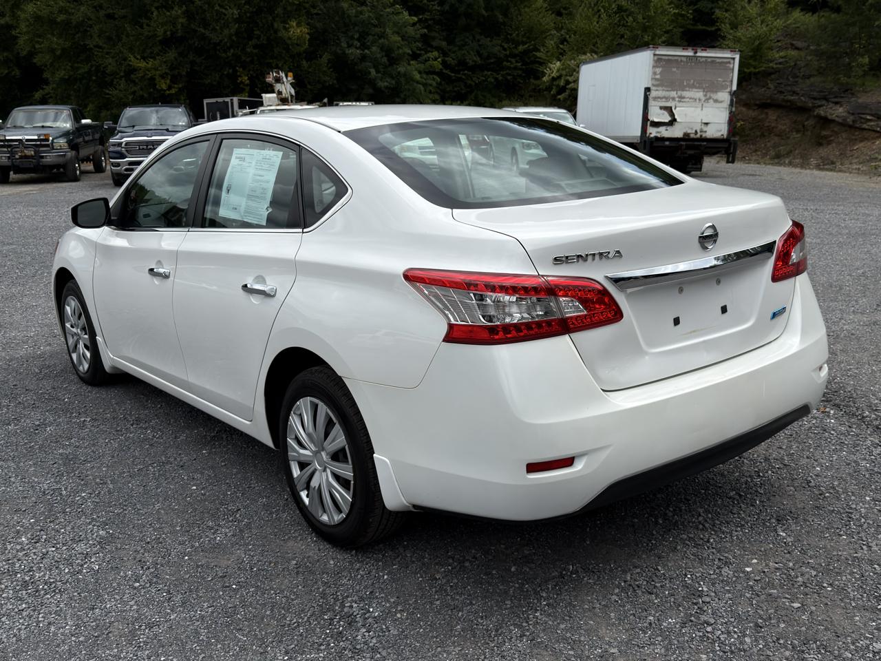 Nissan Sentra 4dr Sdn I4 CVT S 2014