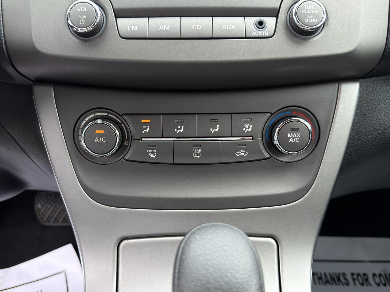 Nissan Sentra 4dr Sdn I4 CVT S 2014