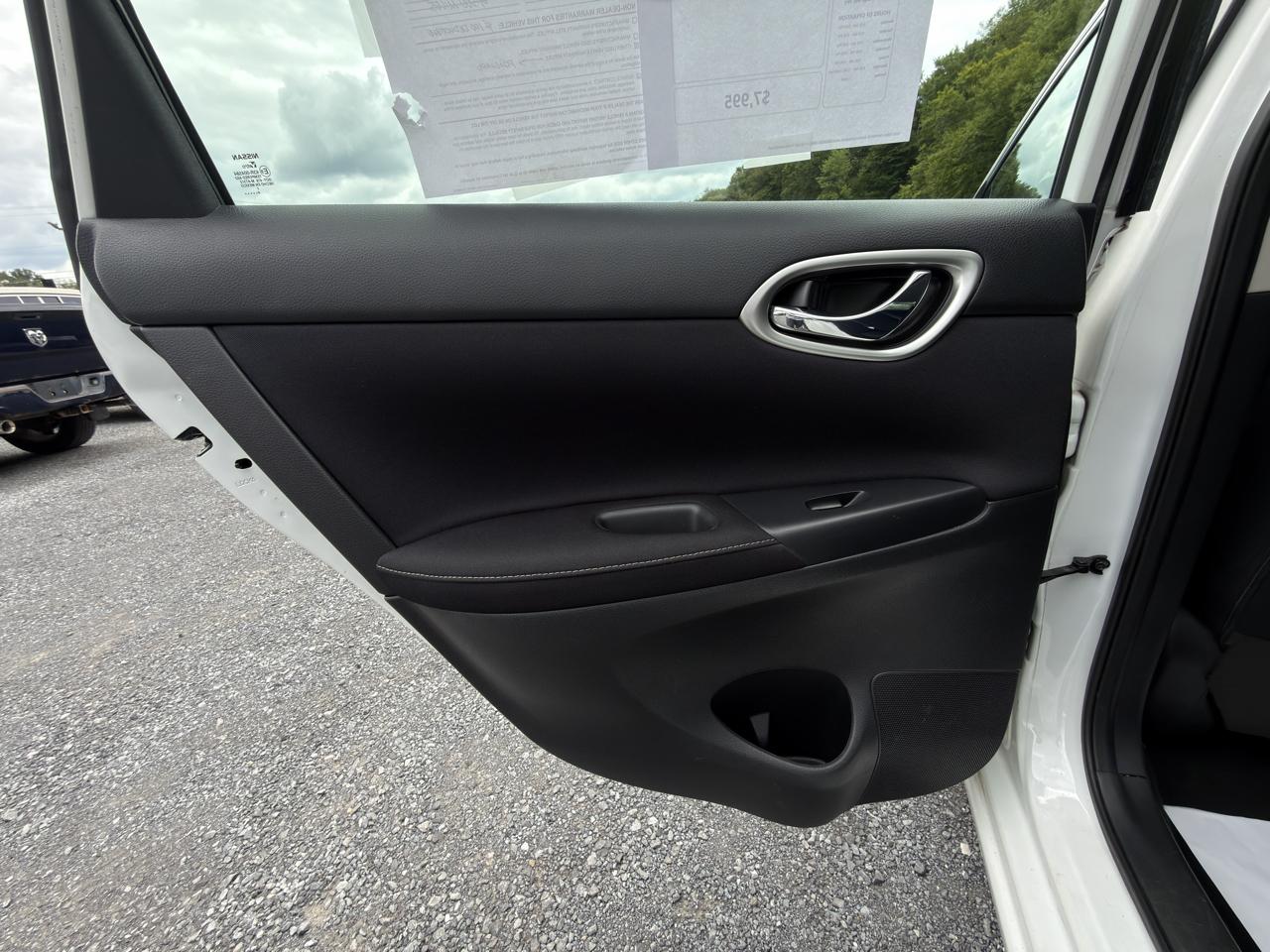 Nissan Sentra 4dr Sdn I4 CVT S 2014