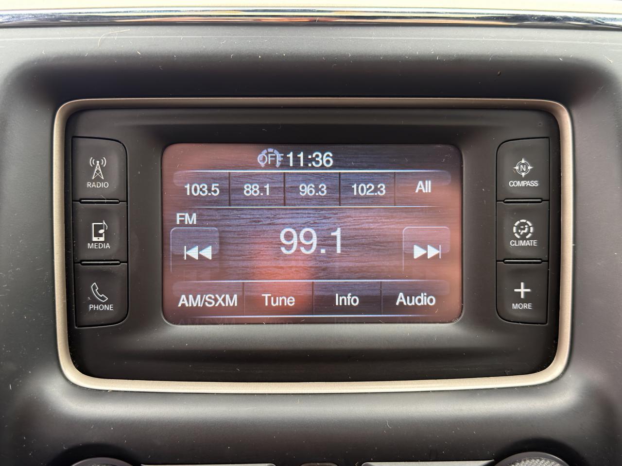 Jeep Grand Cherokee 4WD 4dr Laredo 2014