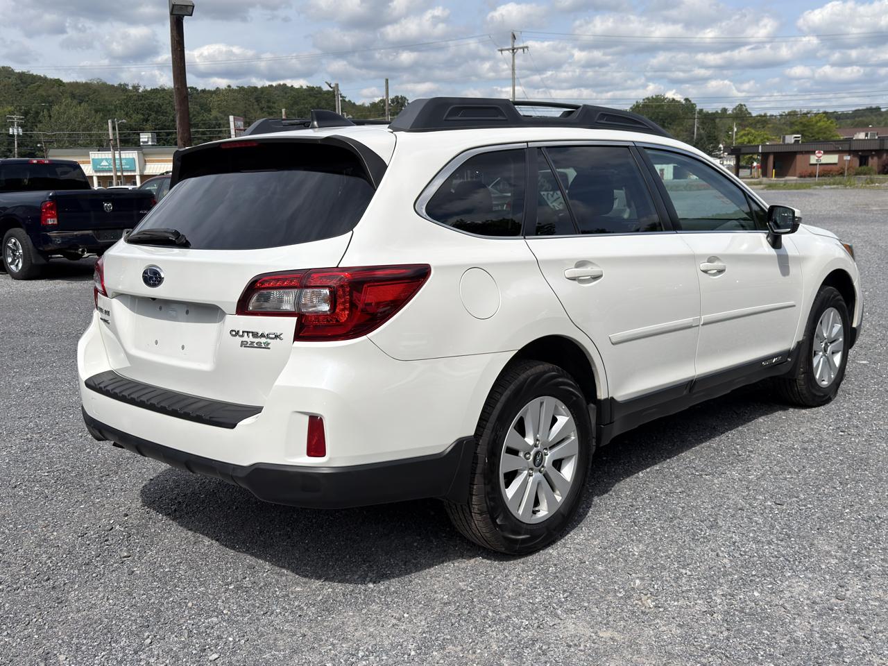 Subaru Outback 2.5i Premium 2017