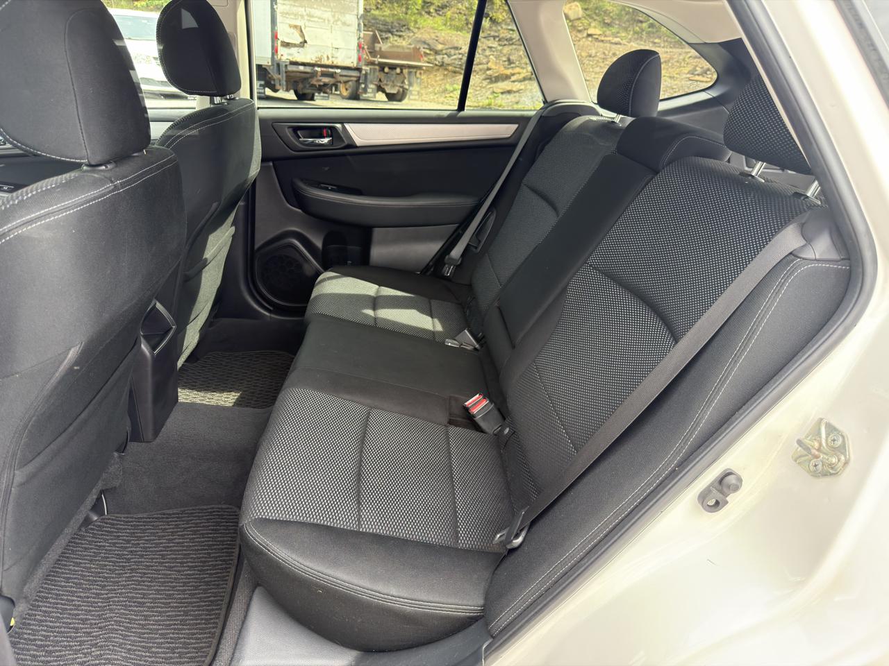 Subaru Outback 2.5i Premium 2017