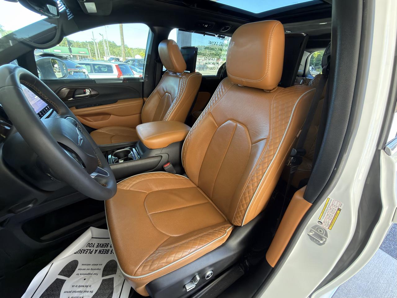 Chrysler Pacifica Pinnacle AWD 2022