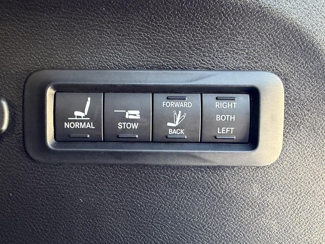 Chrysler Pacifica Pinnacle AWD 2022