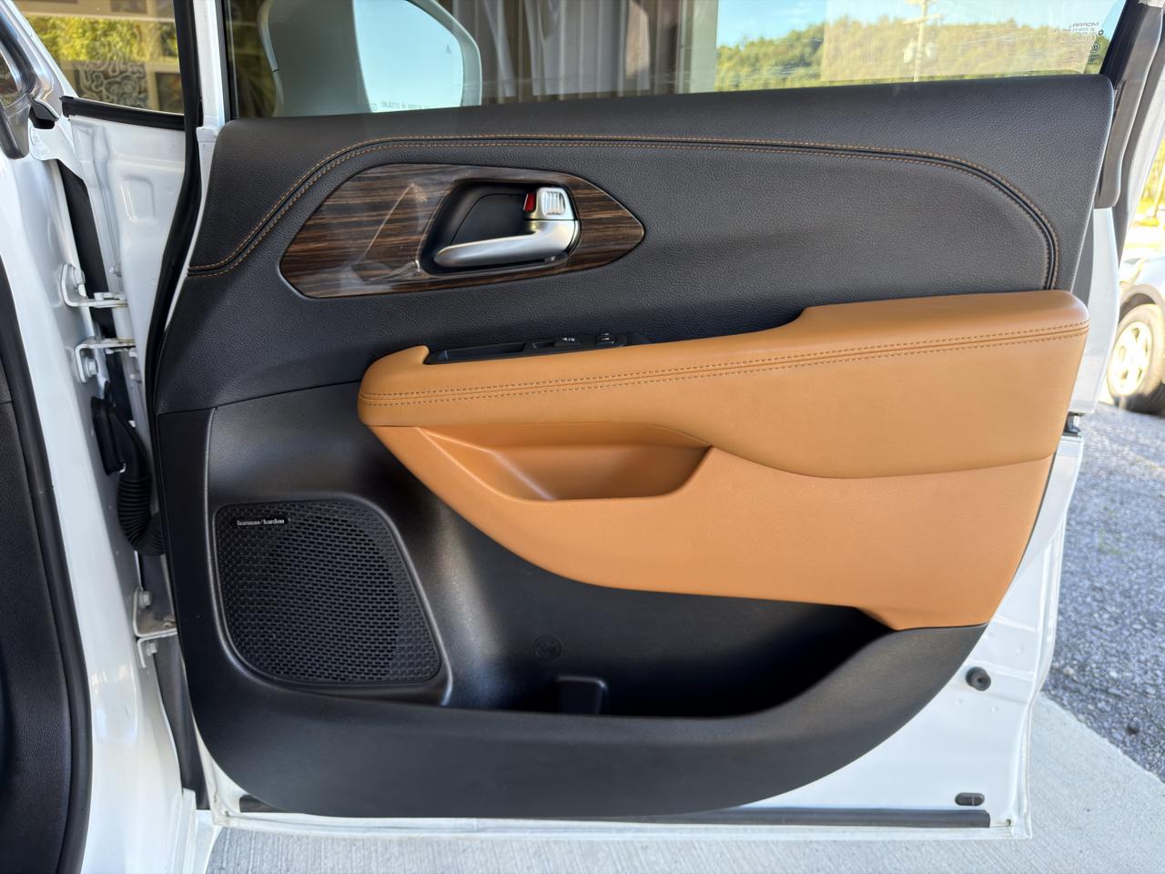 Chrysler Pacifica Pinnacle AWD 2022