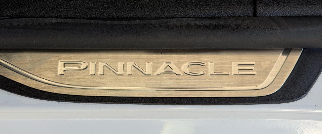 Chrysler Pacifica Pinnacle AWD 2022
