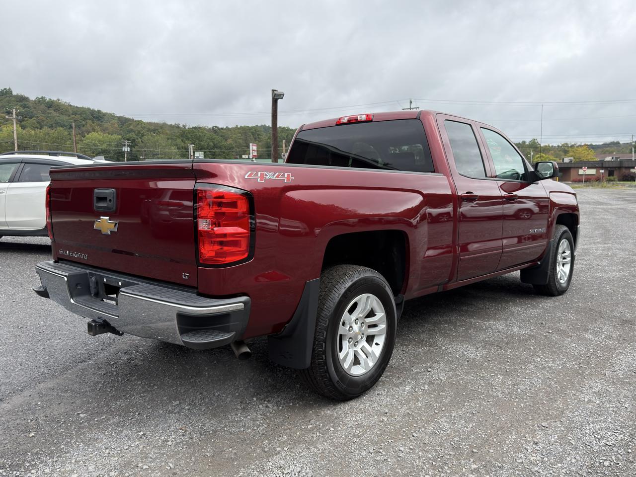 Chevrolet Silverado 1500 4WD Double Cab 143.5" LT w/1LT 2017