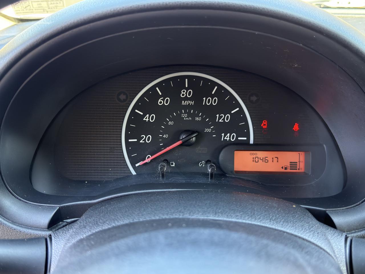 Nissan Versa 4dr Sdn Manual 1.6 S 2012