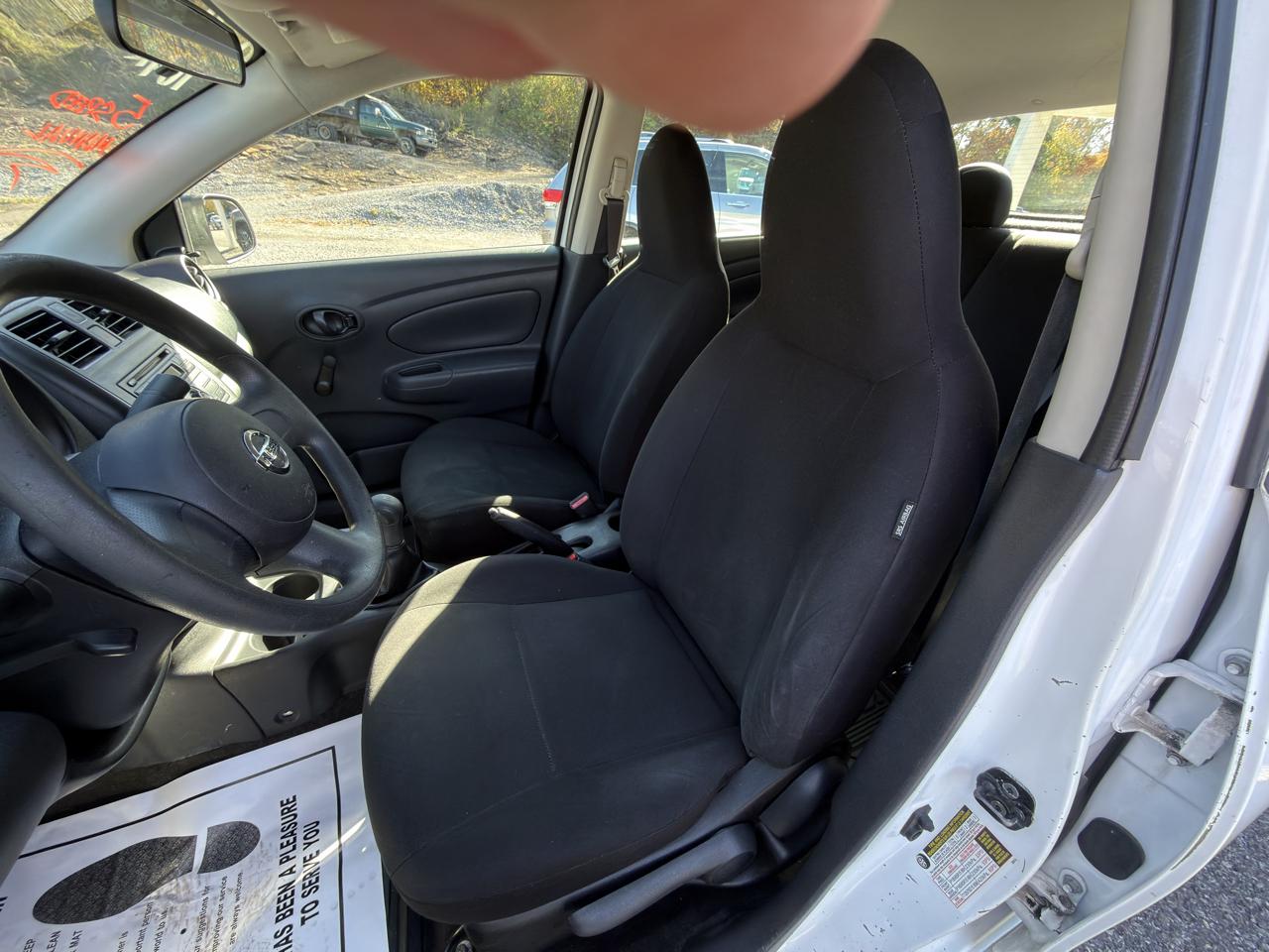 Nissan Versa 4dr Sdn Manual 1.6 S 2012