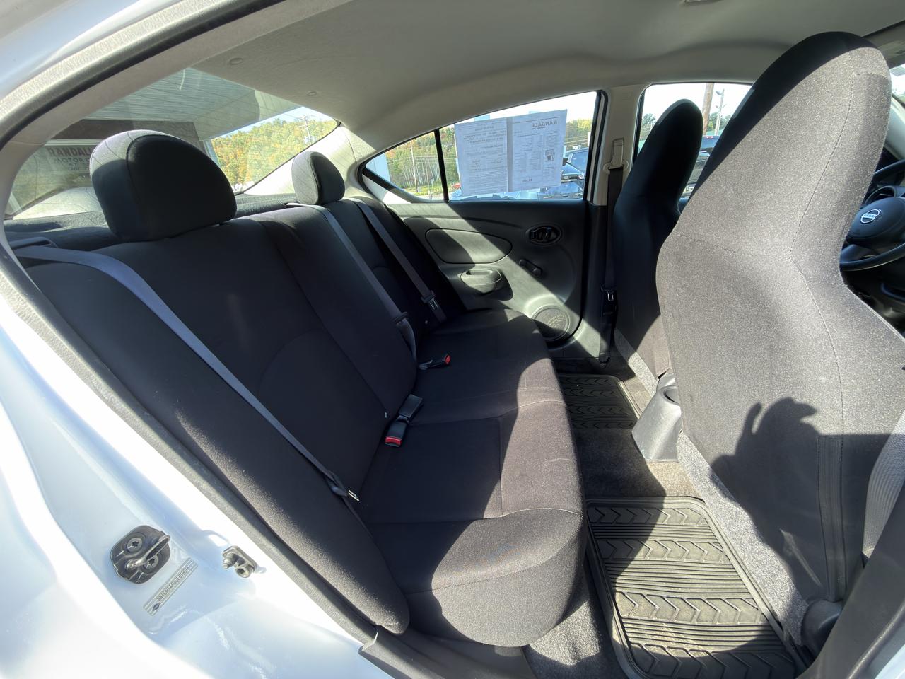 Nissan Versa 4dr Sdn Manual 1.6 S 2012