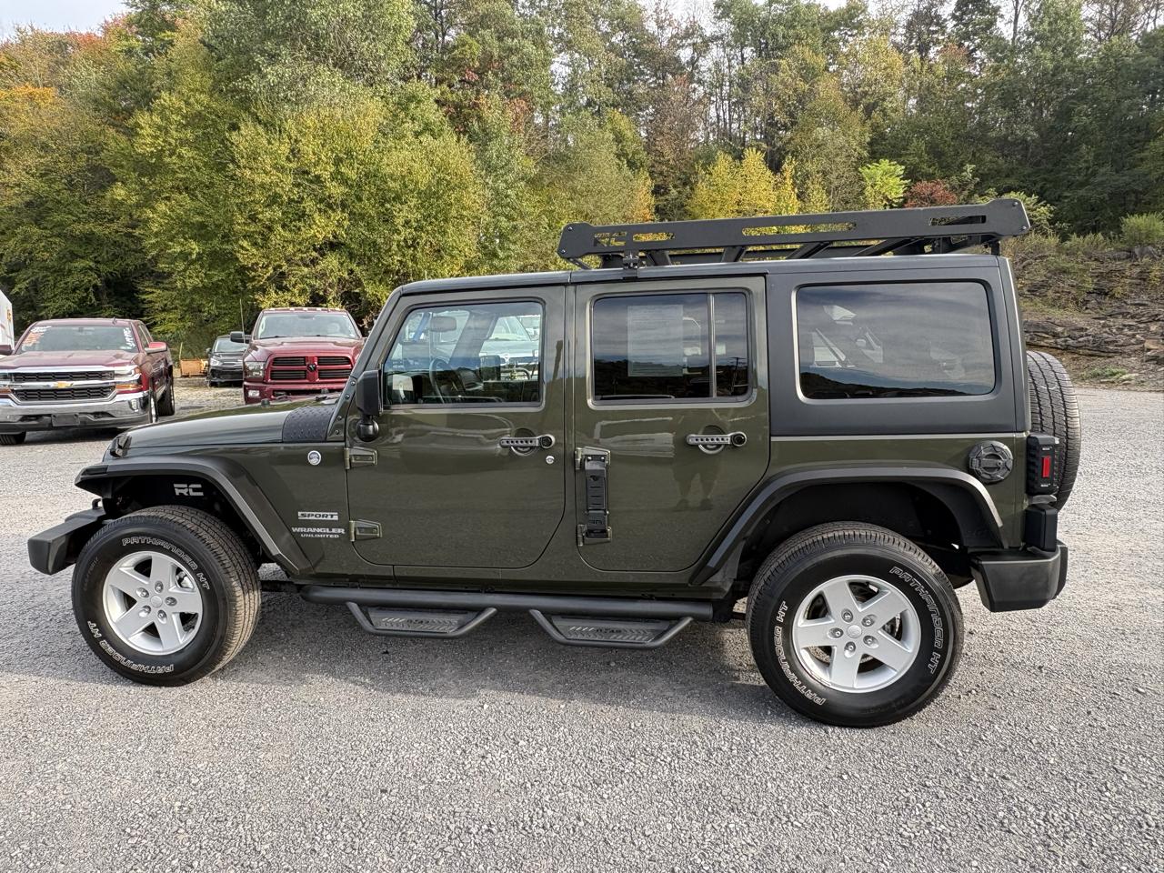 Jeep Wrangler Unlimited 4WD 4dr Sport 2015