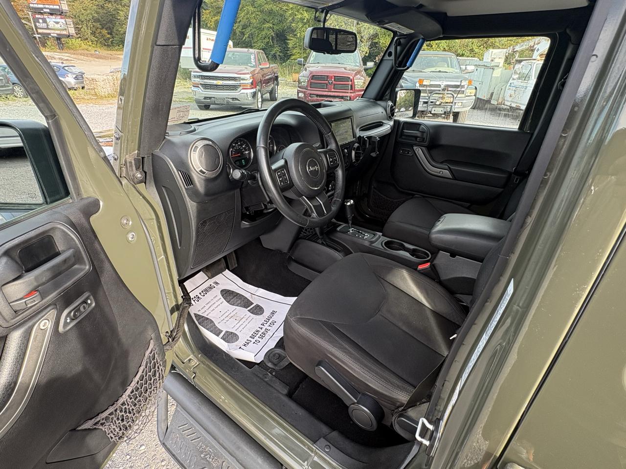 Jeep Wrangler Unlimited 4WD 4dr Sport 2015