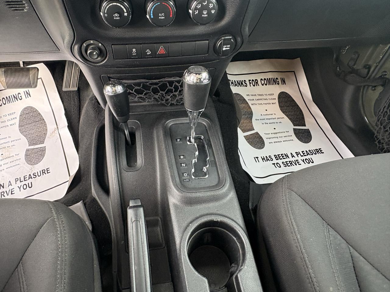 Jeep Wrangler Unlimited 4WD 4dr Sport 2015