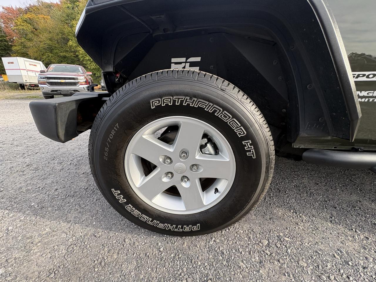 Jeep Wrangler Unlimited 4WD 4dr Sport 2015