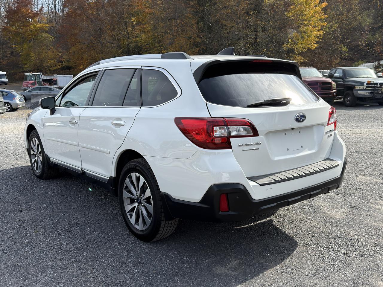 Subaru Outback 3.6R Touring 2019