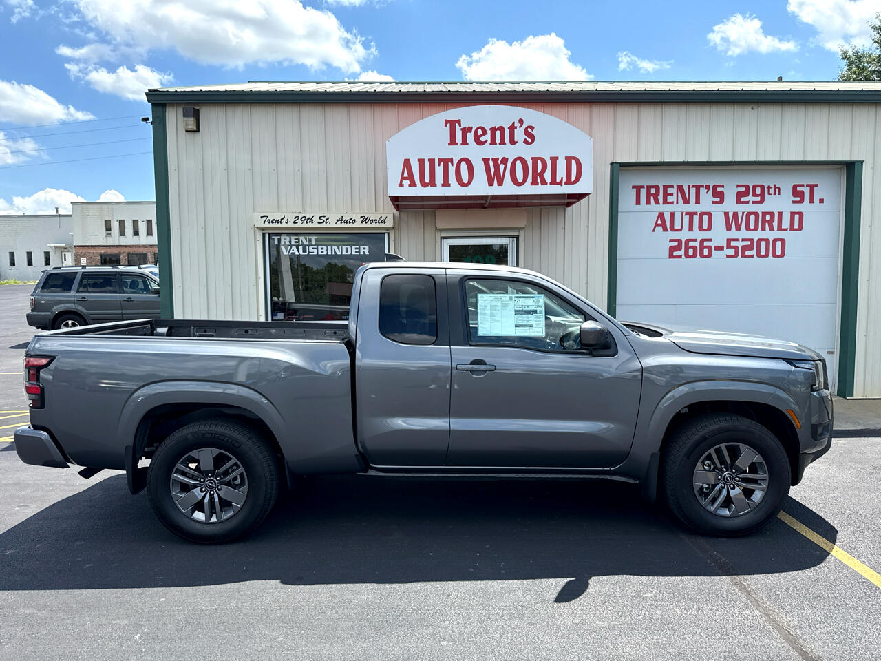 2025 Nissan Frontier 4x2 SV