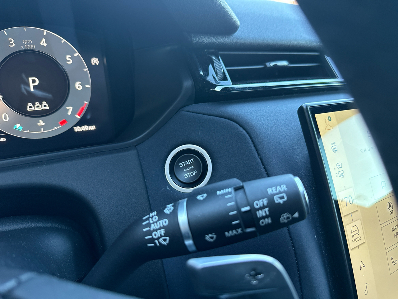 Land Rover Range Rover Velar P250 Dynamic SE 2024