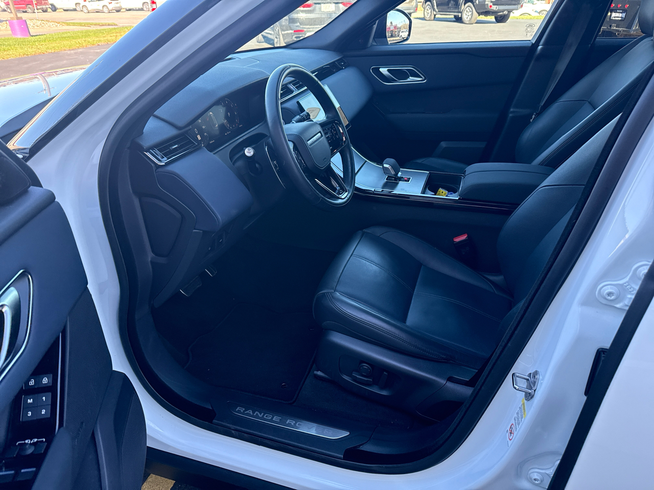 Land Rover Range Rover Velar P250 Dynamic SE 2024