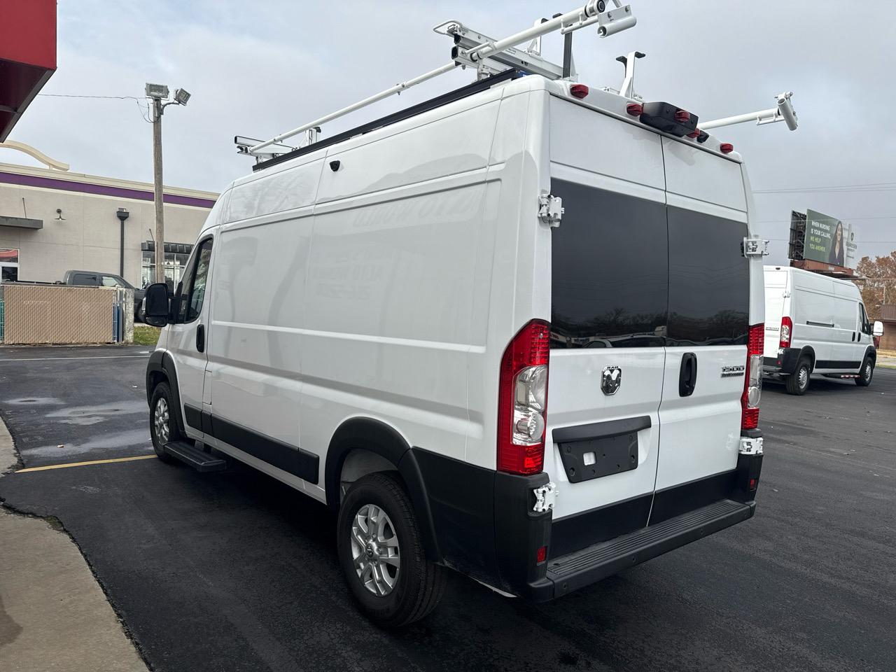 RAM ProMaster Cargo Van SLT 1500 High Roof 136" WB 2025