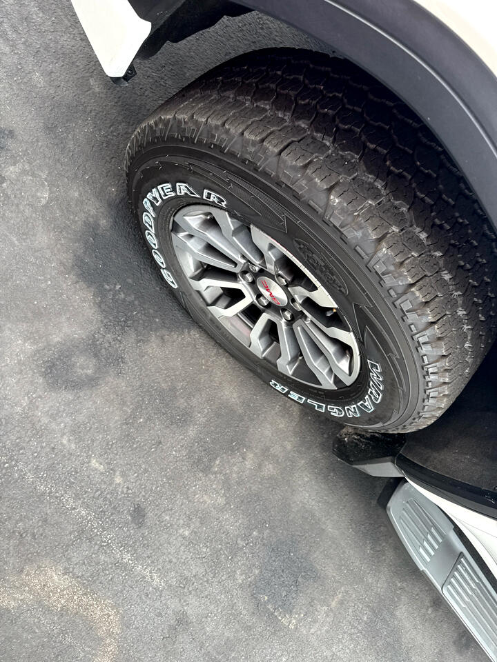 GMC Sierra 1500 4WD Crew Cab 157" AT4 2020