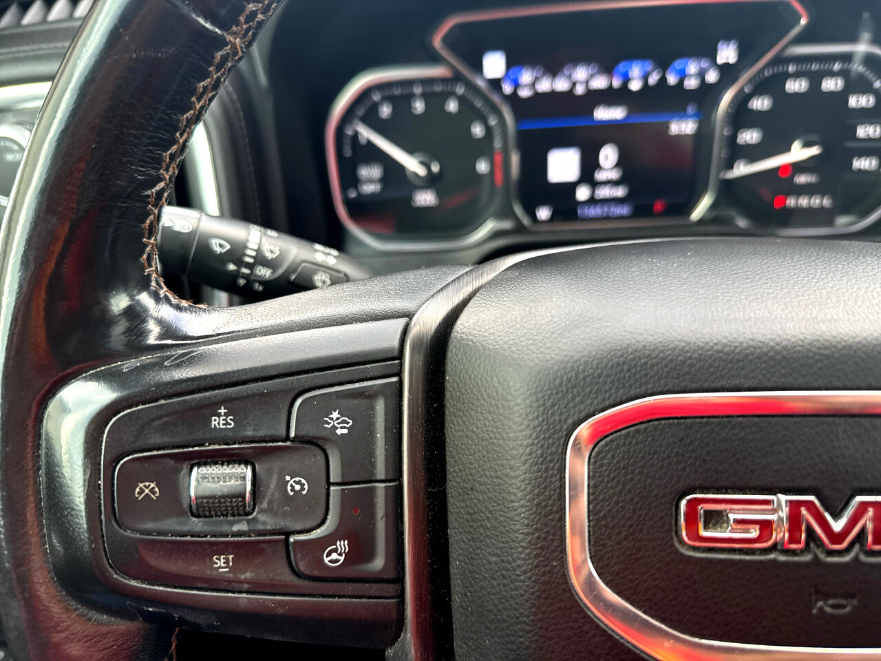 GMC Sierra 1500 4WD Crew Cab 157" AT4 2020