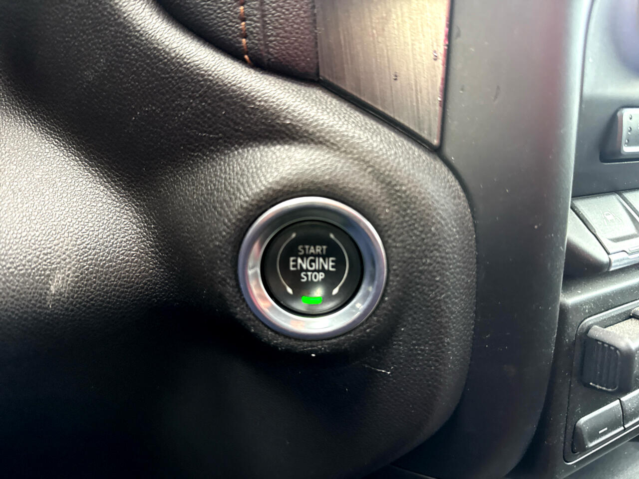 GMC Sierra 1500 4WD Crew Cab 157" AT4 2020