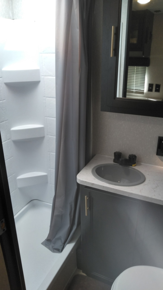 Forest River Cherokee  2022